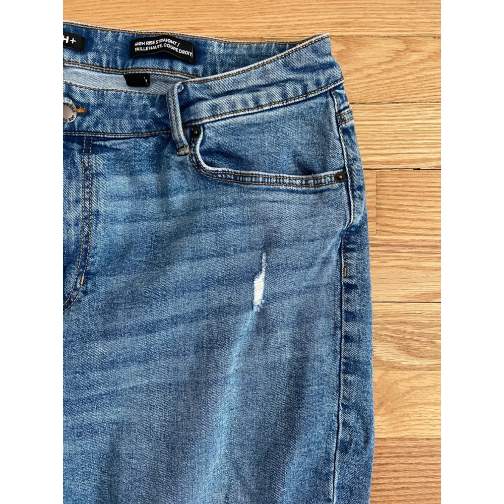 Joe Fresh Women’s Blue Distressed Straight Leg Jeans Size 18W - Picture 4 of 9